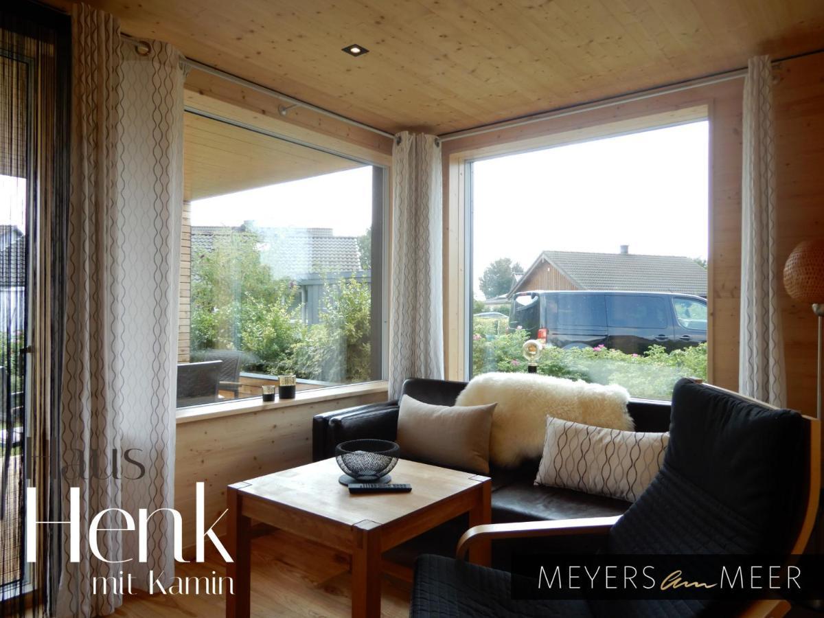 Schickes Holzchalet "Henk" - Mit Kamin - Ostsee Strand 500M - 4 Personen - By "Meyers Am Meer" Zierow Bagian luar foto