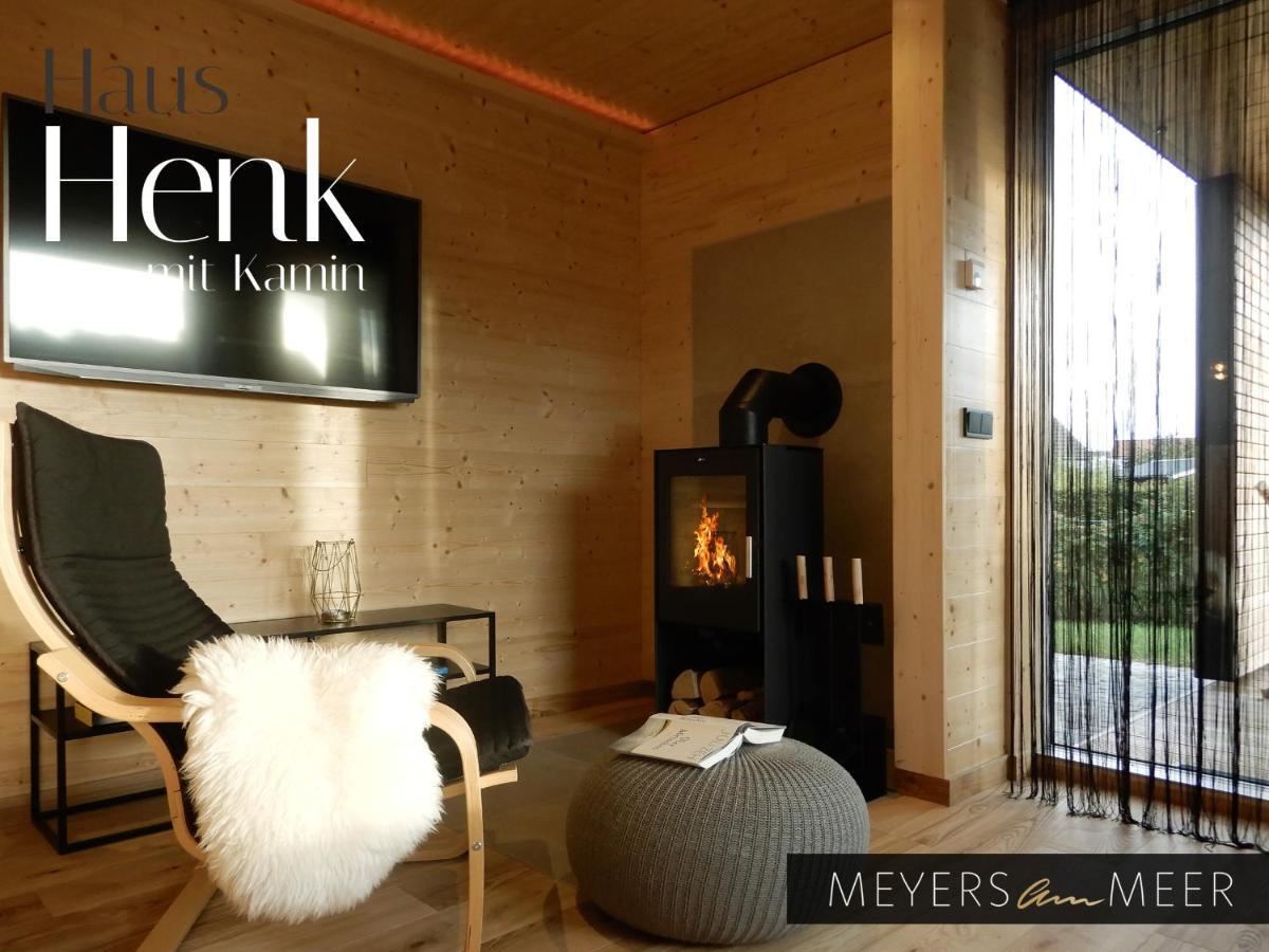 Schickes Holzchalet "Henk" - Mit Kamin - Ostsee Strand 500M - 4 Personen - By "Meyers Am Meer" Zierow Bagian luar foto